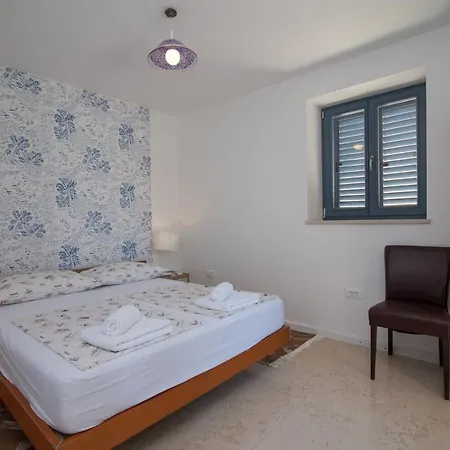 With Parking Space Veli Losinj, Losinj - 21187