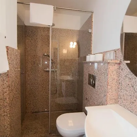 With Parking Space Veli Losinj, Losinj - 21187 Appartement