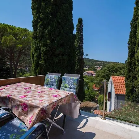 Appartement With Parking Space Veli Losinj, Losinj - 21187
